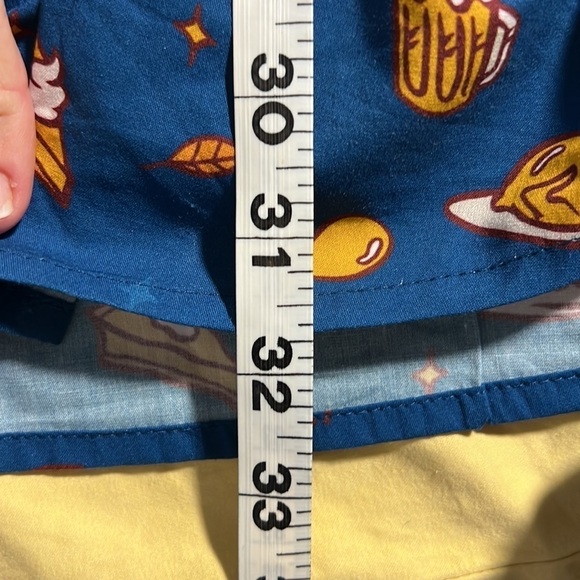 TipsyElves, Button Down Hawaiian Shirt w/ Holiday Motif, AWESOME! L - Picture 9 of 11